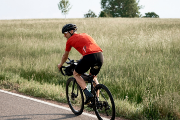 Cycling-laws-and-hand-signals-in-spain