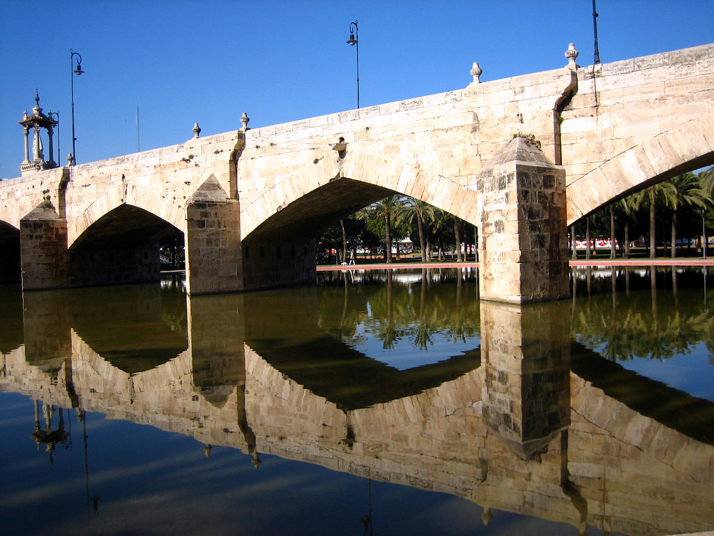 bridges in valencia